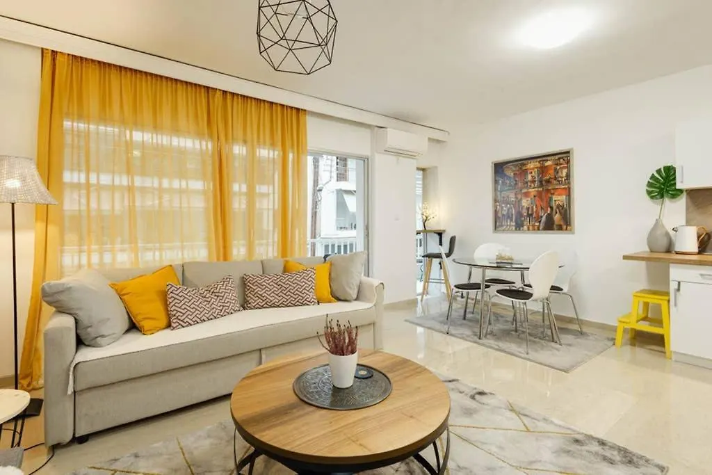 Spacious Stylish Studio Up To 4Ppl Close To Centre Thessaloniki