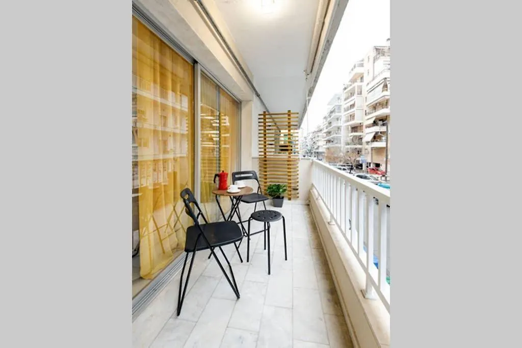Spacious Stylish Studio Up To 4Ppl Close To Centre Thessaloniki